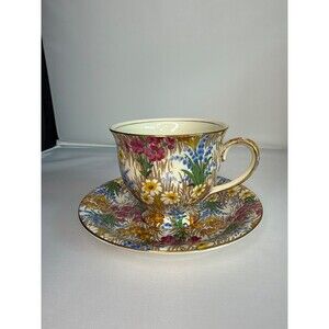 Vintage Royal Winton Grimwades Royalty Chintz Footed Teacup Saucer 1940s England